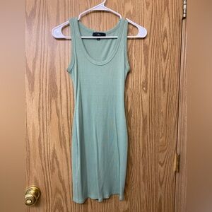 Lulus casual green dress